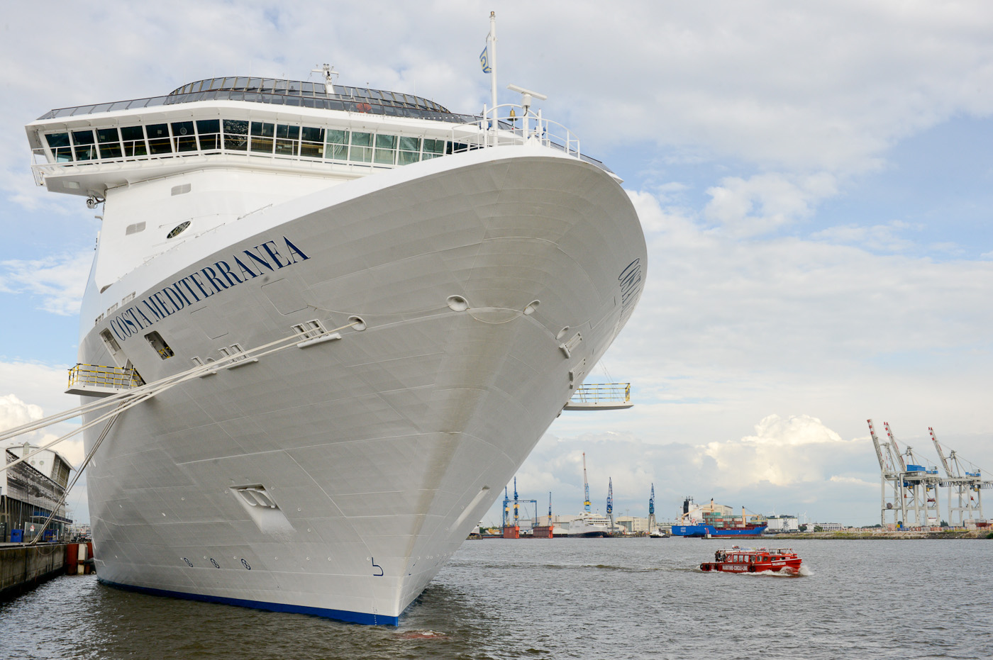 Foto ID 2014062907 Kreuzfahrtschiff Costa Mediterranea
