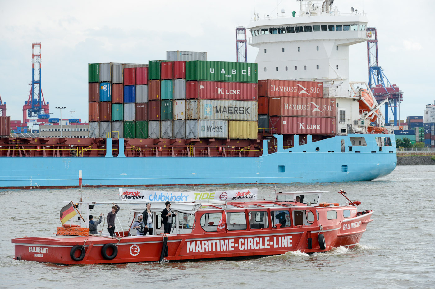 Foto ID 2014062911 Hafenrundfahrt, Barkasse Ballinstadt Hamburg