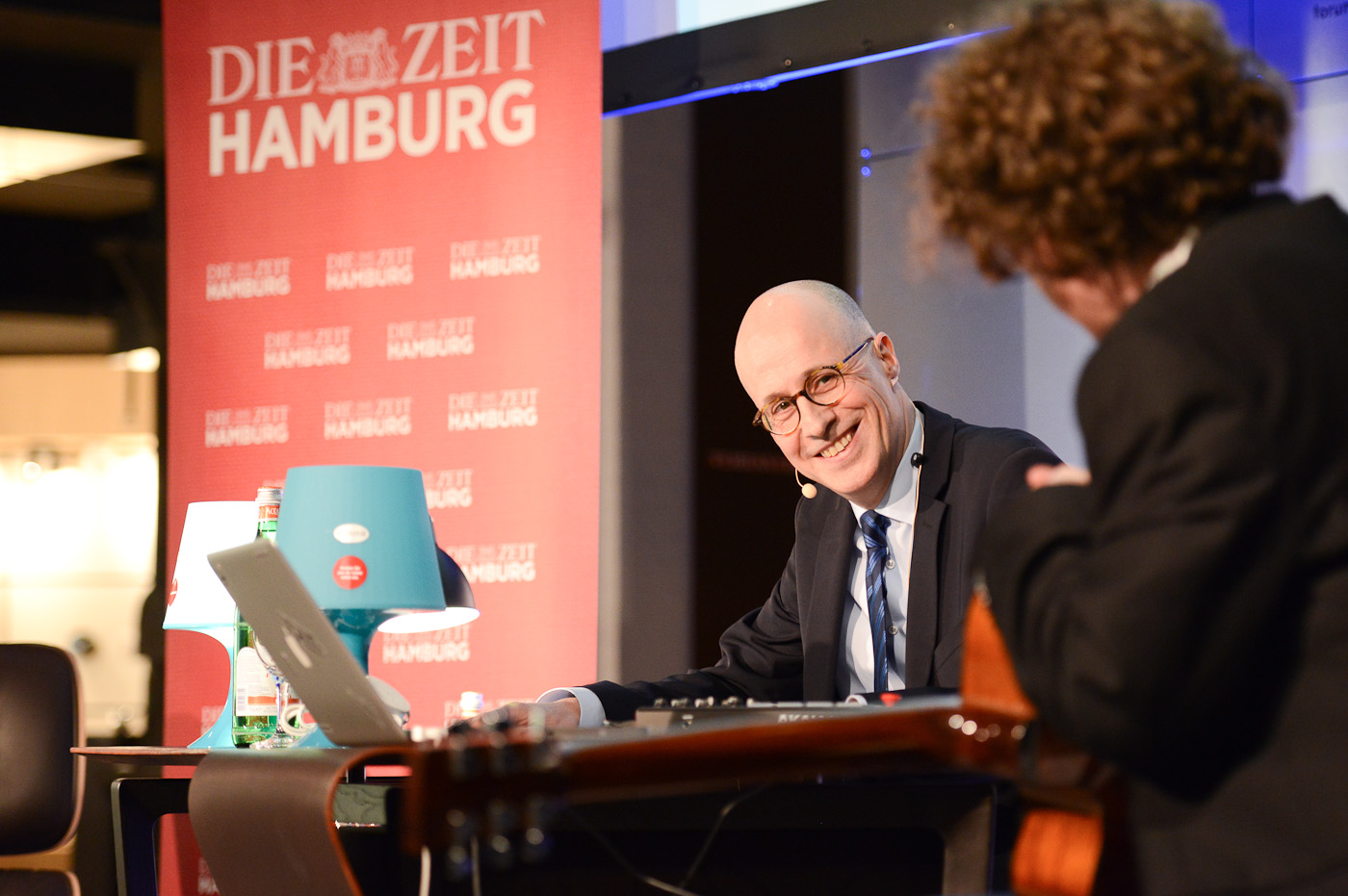 Foto ID 2015031206 Moderator Daniel Haas